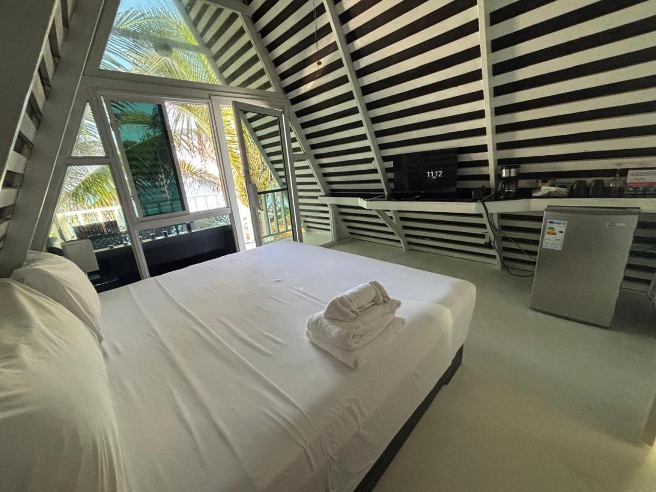 The Sea Cliff Hotel Resort & Spa Πορτ Αντόνιο Εξωτερικό φωτογραφία